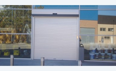 Puertas Enrollables de Aluminio en Lugo