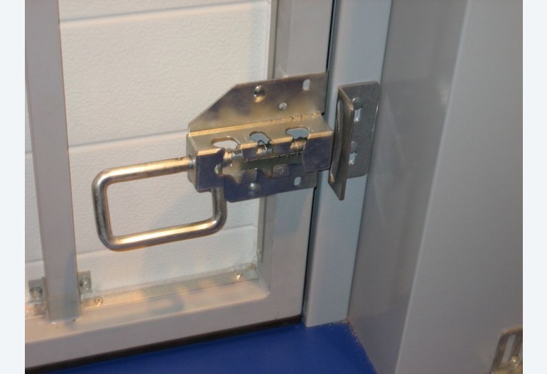 Automatismos electromecánicos para puertas basculantes de contrapesos o de muelles y seccionales en Lugo